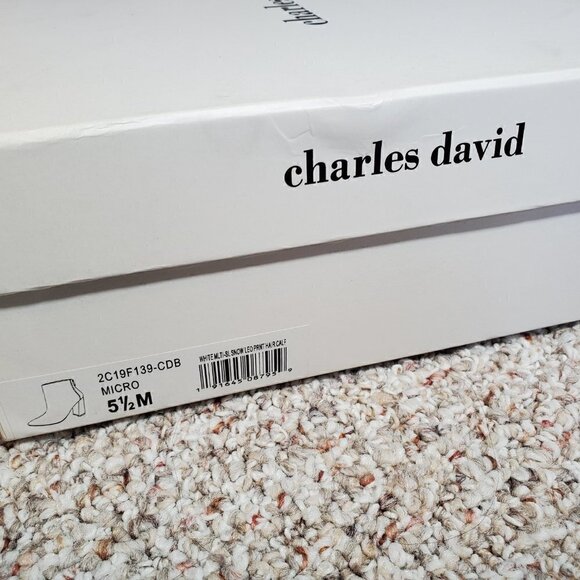 Charles David White Multi Animal Pattern Haircalf Boots/Booties - Picture 6 of 10